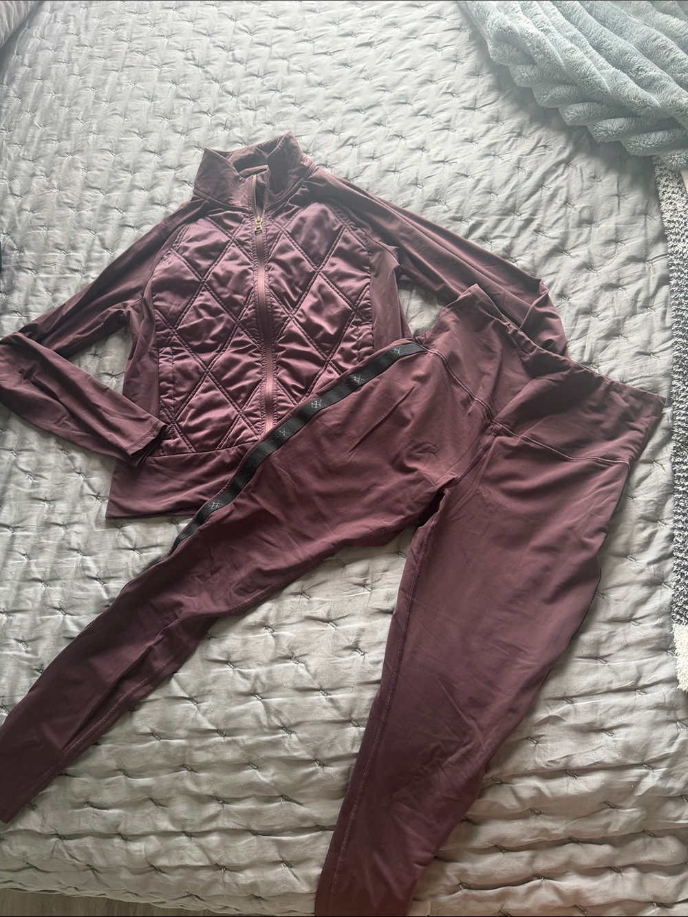 RHONE Women's Burgundy Active Jacket & Leggings Set